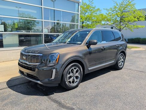 Used 2020 Kia Telluride EX AWD/4WD image 1