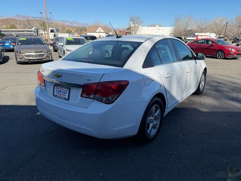 Used 2014 Chevrolet Cruze LT w/ Technology Package image 5