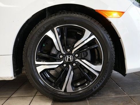 Used 2018 Honda Civic Touring image 56