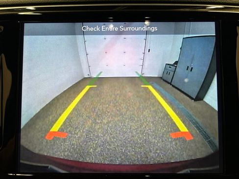 Used 2019 Chrysler Pacifica Touring-L Plus w/ S Appearance Package FWD image 20