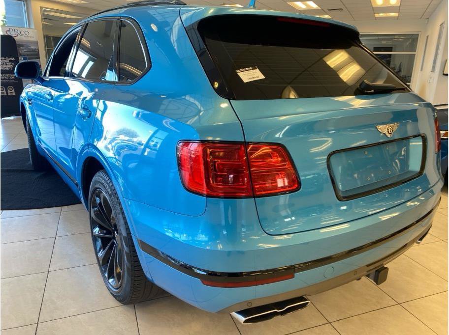 Used 2020 Bentley Bentayga AWD/4WD image 3