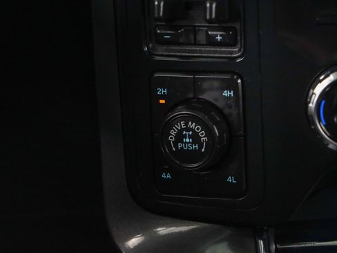 Used 2023 Ford F150 Lariat w/ Equipment Group 502A High AWD/4WD image 23