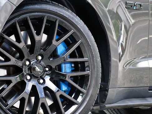 Used 2019 Ford Mustang GT Premium w/ GT Performance Package RWD image 7