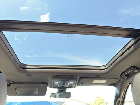 Certified 2021 Chevrolet Suburban Z71 AWD/4WD image 27