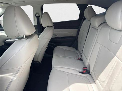 New 2025 Hyundai Tucson SEL image 16