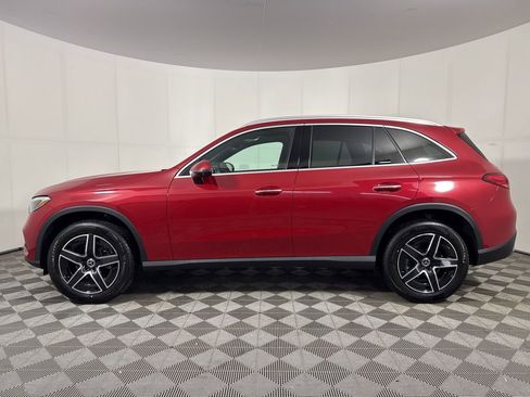 New 2026 Mercedes-Benz GLC 300 4MATIC image 2
