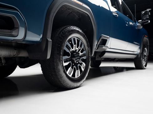 Used 2024 GMC Sierra 2500 Denali Ultimate w/ LPO, GMC Protection Package image 76