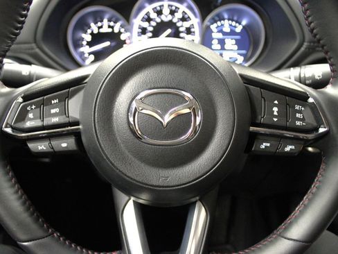 Used 2025 MAZDA CX-5 Carbon Edition image 12