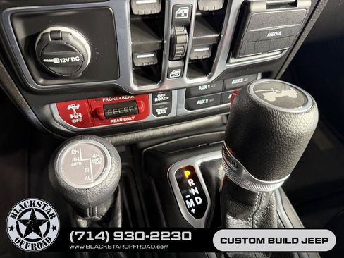 Used 2025 Jeep Wrangler Unlimited Rubicon 4xe w/ Safety Group AWD/4WD image 32