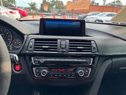 Used 2015 BMW M4 Coupe 2D image 40