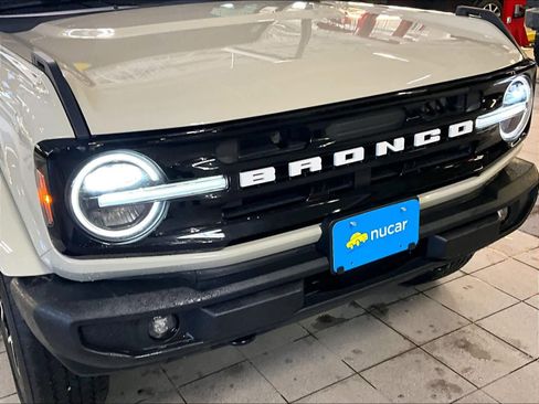 Used 2025 Ford Bronco Outer Banks image 29