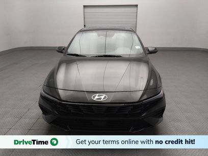 Used 2024 Hyundai Elantra SEL w/ Convenience Package