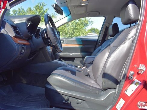 Used 2014 Subaru Outback 3.6R Limited image 10