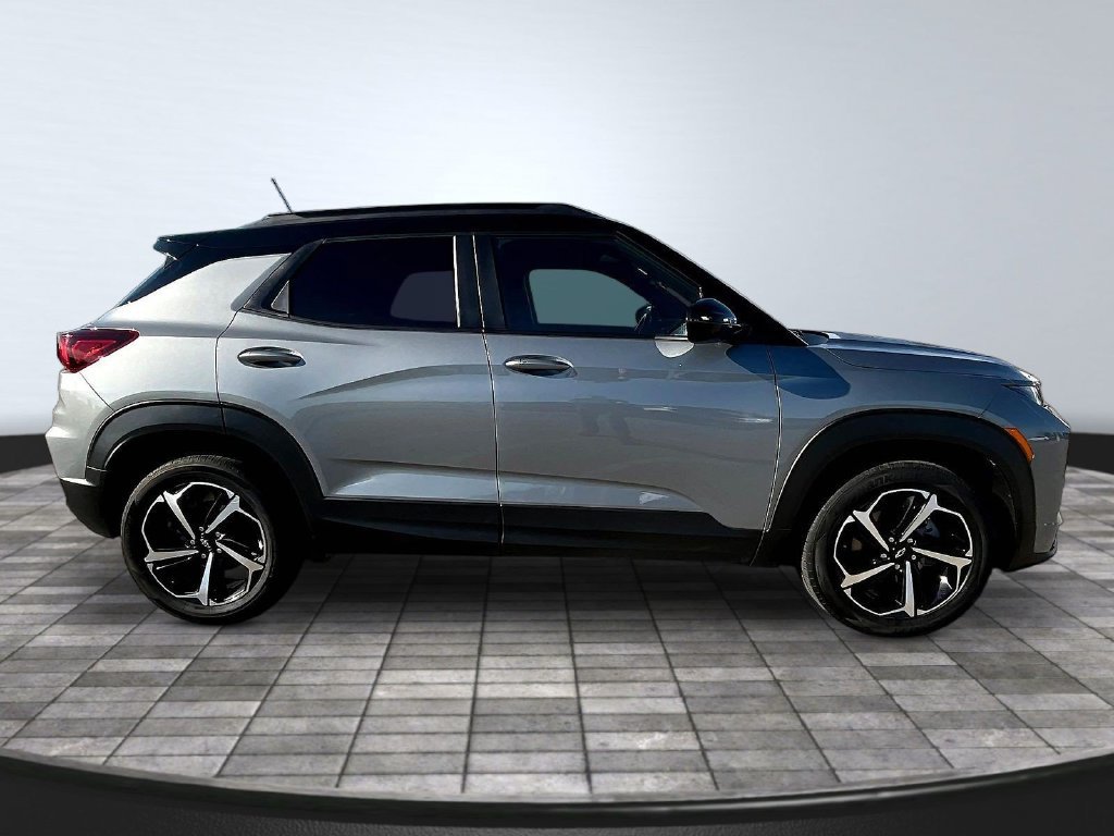 Used 2023 Chevrolet TrailBlazer RS AWD/4WD image 8