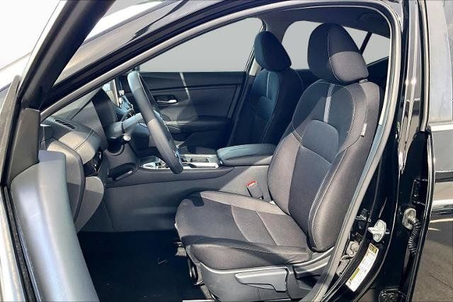 Certified 2024 Nissan Sentra SV w/ Lighting Package FWD image 8