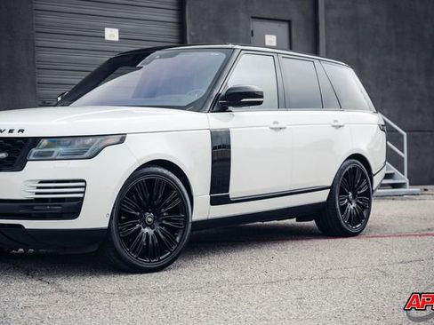 Used 2018 Land Rover Range Rover HSE image 30