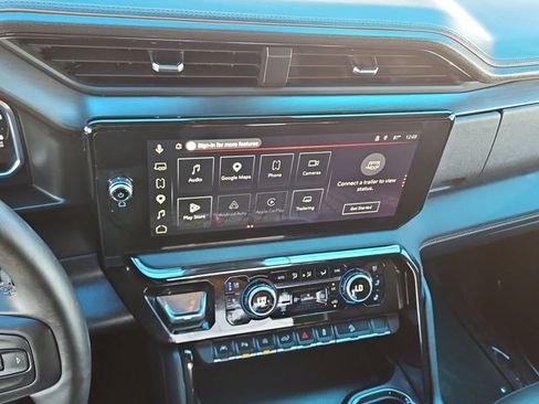 Certified 2026 GMC Sierra 1500 AT4 AWD/4WD image 15