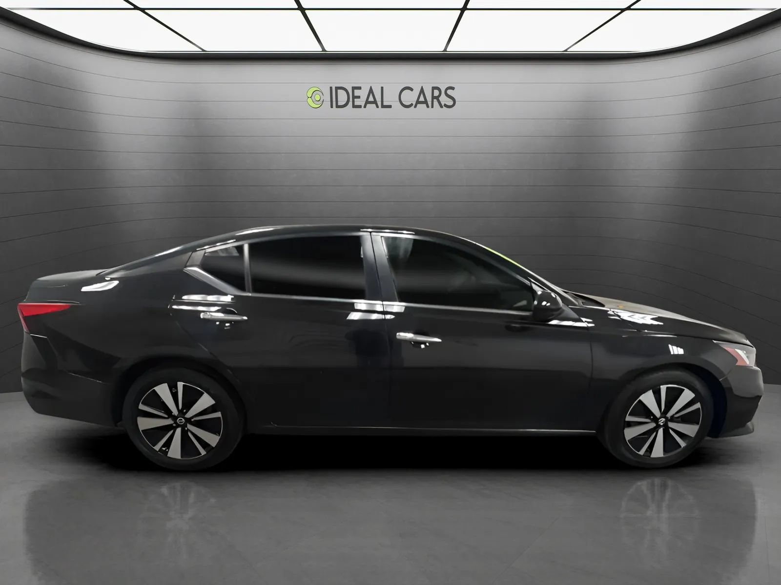 Used 2022 Nissan Altima 2.5 SV FWD image 4