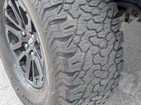 Used 2025 Ford F150 Raptor AWD/4WD image 31