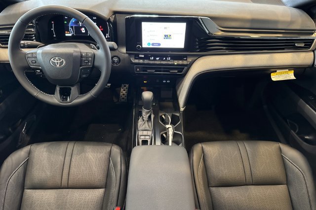 Used 2026 Toyota Camry SE w/ Convenience Package FWD image 15
