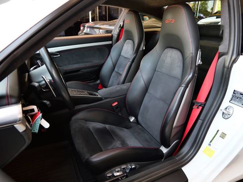Used 2014 Porsche 911 GT3 RWD image 20