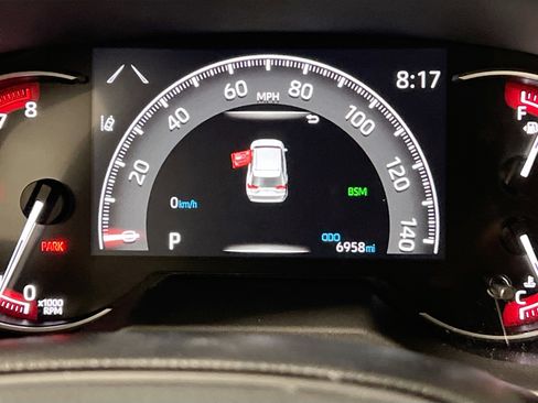 Used 2025 Toyota RAV4 XLE FWD image 22