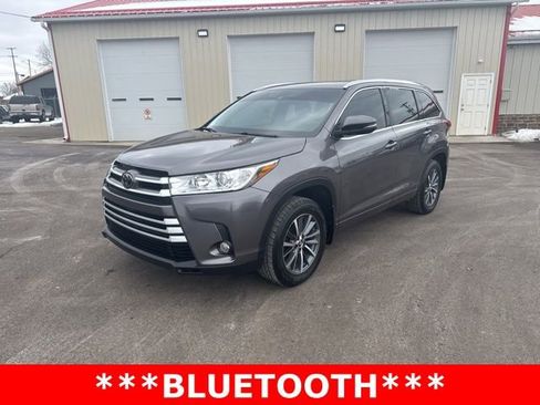 Used 2018 Toyota Highlander XLE image 7