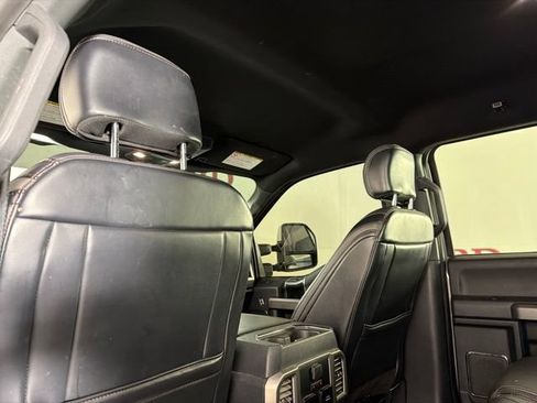 Used 2022 Ford F350 Platinum w/ FX4 Off-Road Package AWD/4WD image 31