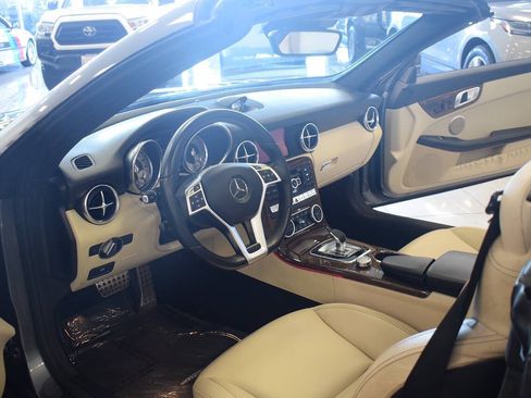 Used 2016 Mercedes-Benz SLK 300 image 18
