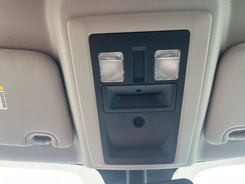 Used 2015 RAM 1500 Express AWD/4WD image 28