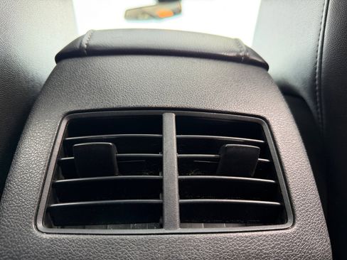 Used 2012 Ford Edge Sport w/ Driver Entry Pkg image 32