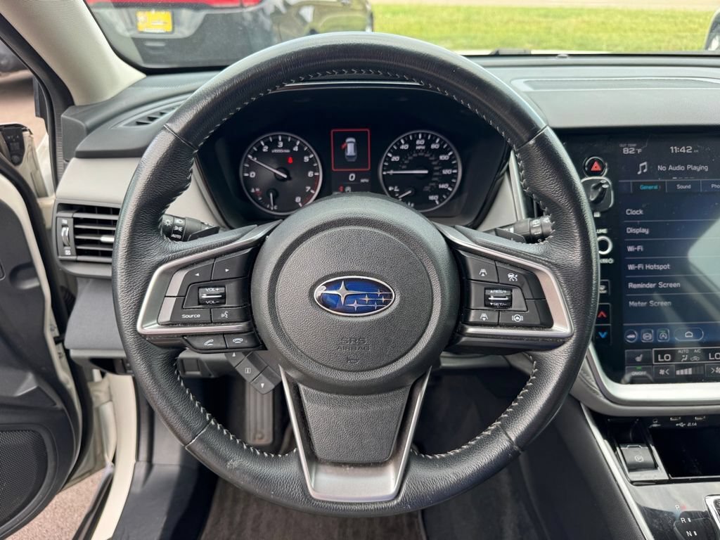 Used 2022 Subaru Outback Premium AWD/4WD image 25