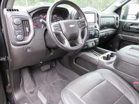Used 2022 Chevrolet Silverado 2500 LTZ w/ LTZ Plus Package image 18