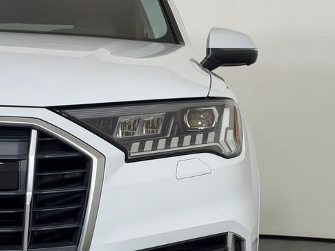 Used 2024 Audi Q7 3.0T Premium Plus w/ Premium Plus Package AWD/4WD image 11