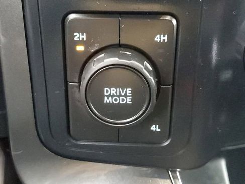 Certified 2022 Ford F150 XLT w/ Equipment Group 302A High image 21