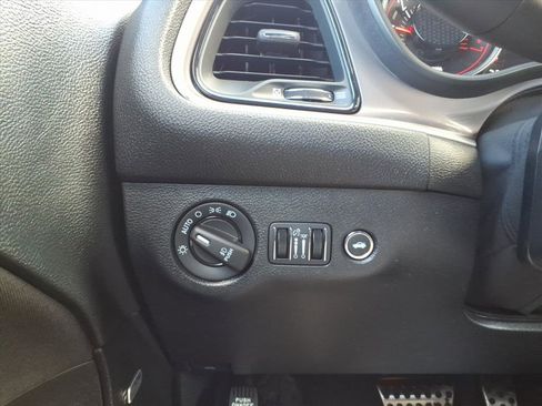 Used 2022 Dodge Challenger R/T w/ Driver Convenience Group image 14