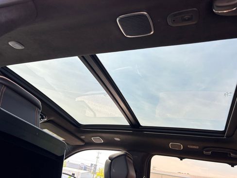 Used 2023 Jeep Grand Wagoneer L Series III w/ Rear Seat Video Group 1 image 8