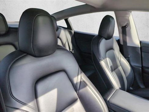 Used 2022 Tesla Model 3 Long Range image 20