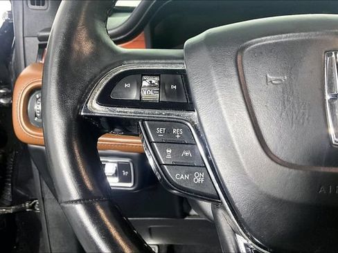 Used 2022 Lincoln Nautilus Reserve w/ Equipment Group 201A AWD/4WD image 18