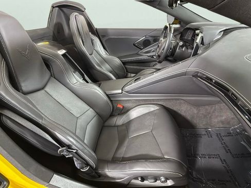 Used 2025 Chevrolet Corvette E-Ray w/ Stealth Interior Trim Package AWD/4WD image 36