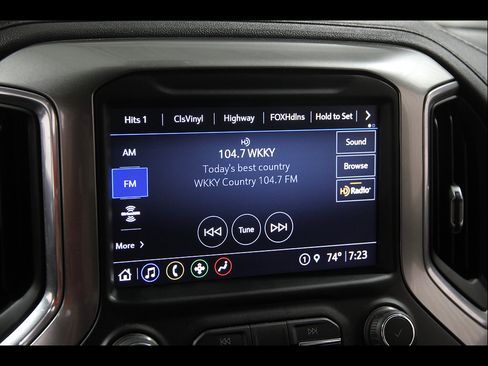 Used 2021 Chevrolet Silverado 1500 LT Trail Boss w/ Convenience Package II AWD/4WD image 11
