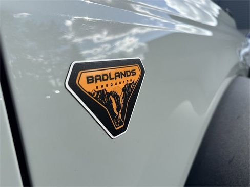 Certified 2021 Ford Bronco Badlands image 48