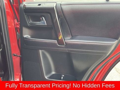 Used 2018 Toyota 4Runner TRD Off-Road AWD/4WD image 17