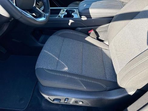 Used 2025 GMC Acadia Elevation image 20