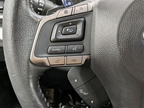 Used 2015 Subaru Crosstrek 2.0i Limited image 19