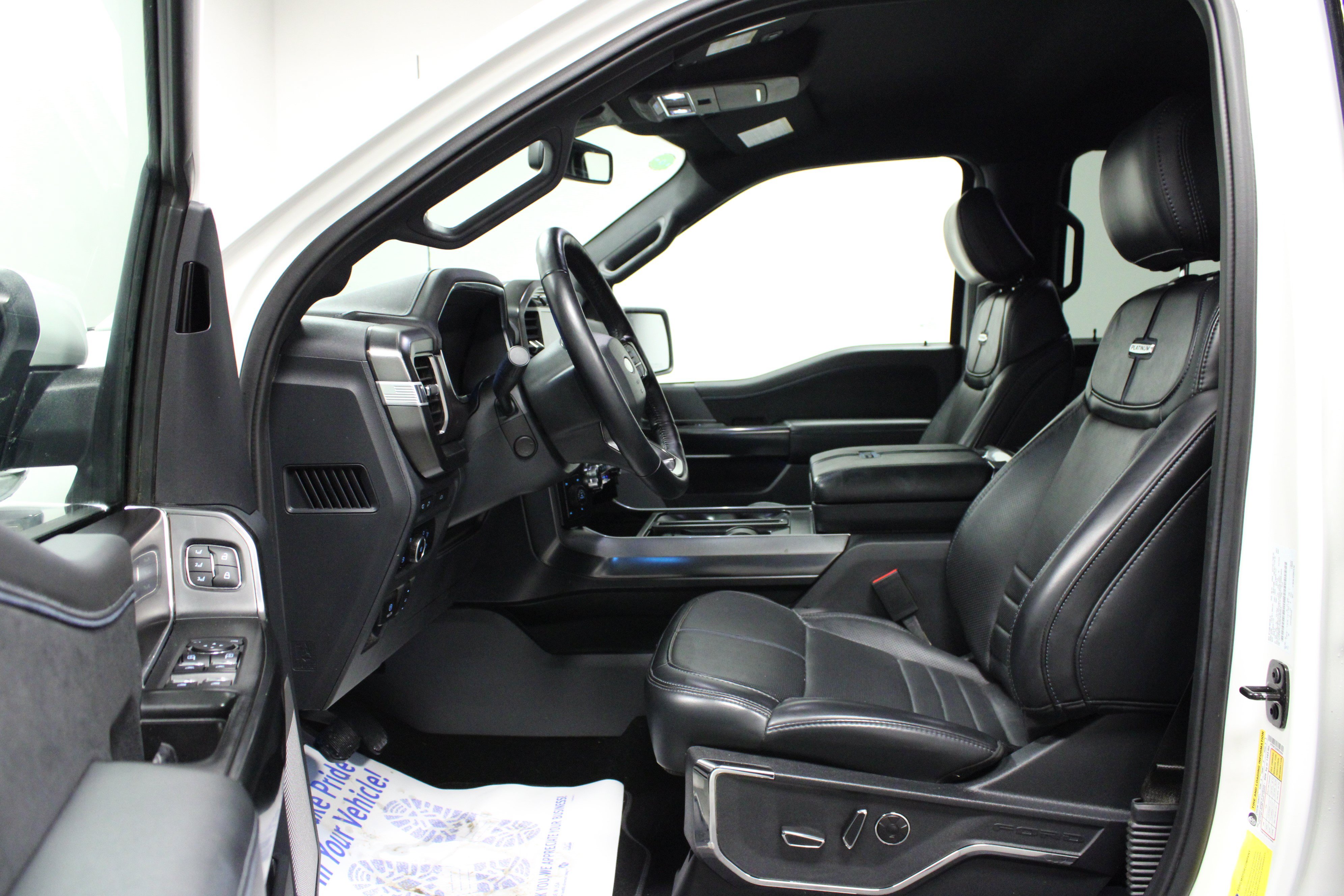 Used 2024 Ford F150 Platinum w/ FX4 Off-Road Package AWD/4WD image 12