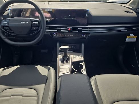 New 2026 Kia Sportage SX image 15