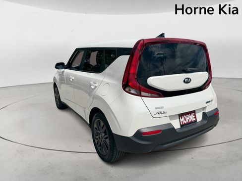 Certified 2021 Kia Soul EX FWD image 5
