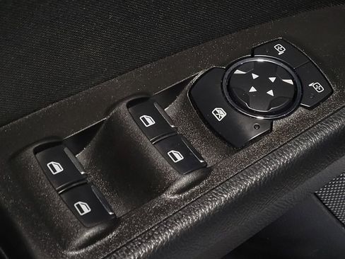 Used 2020 Ford Fusion SE FWD image 27