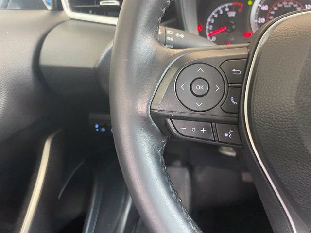 Used 2021 Toyota Corolla SE FWD image 12